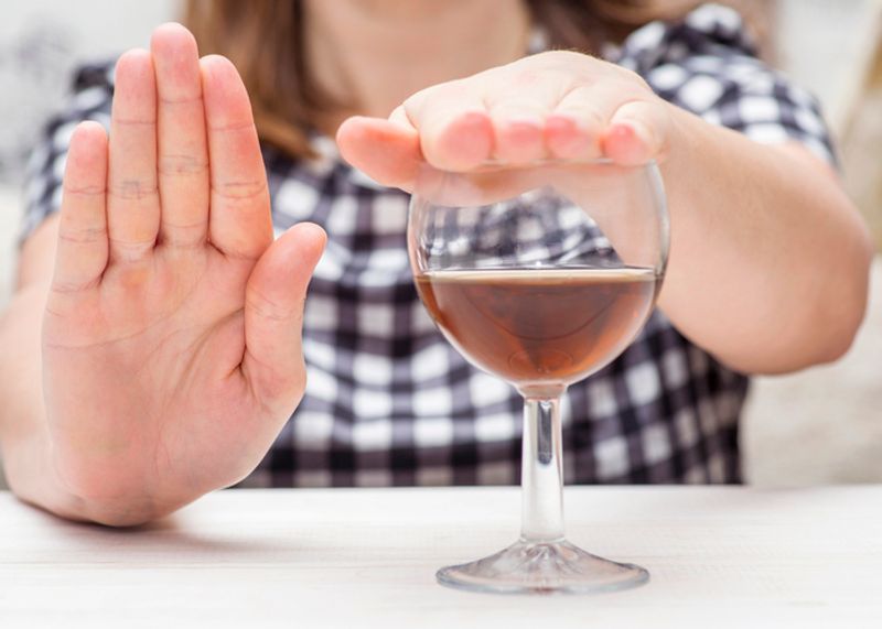 「ソバーキュリアス」とは？　お酒を飲まない選択が注目される理由