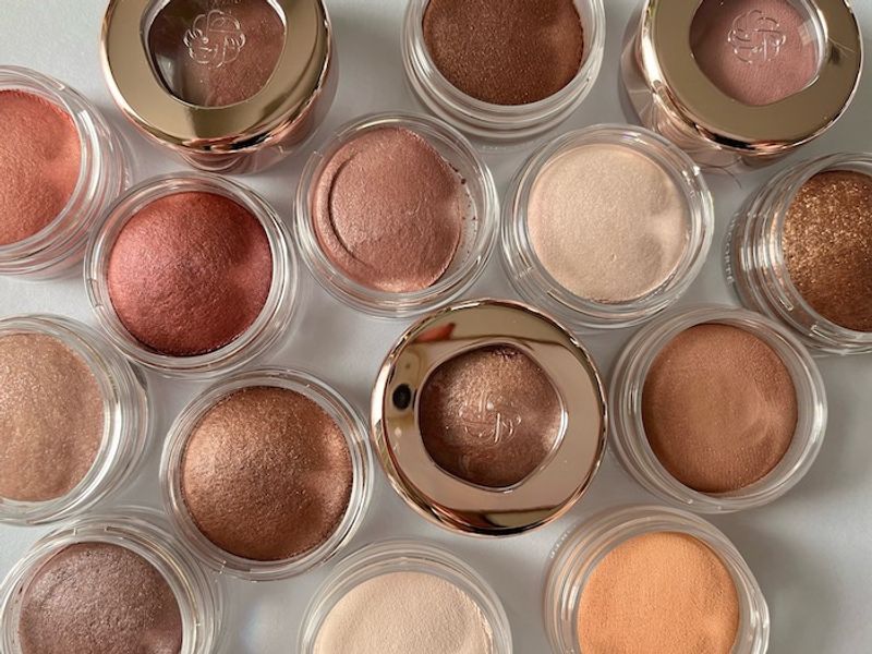 大ヒットアイテムの「アイグロウジェム」がさらに進化！【倉田真由美のBeauty Life】