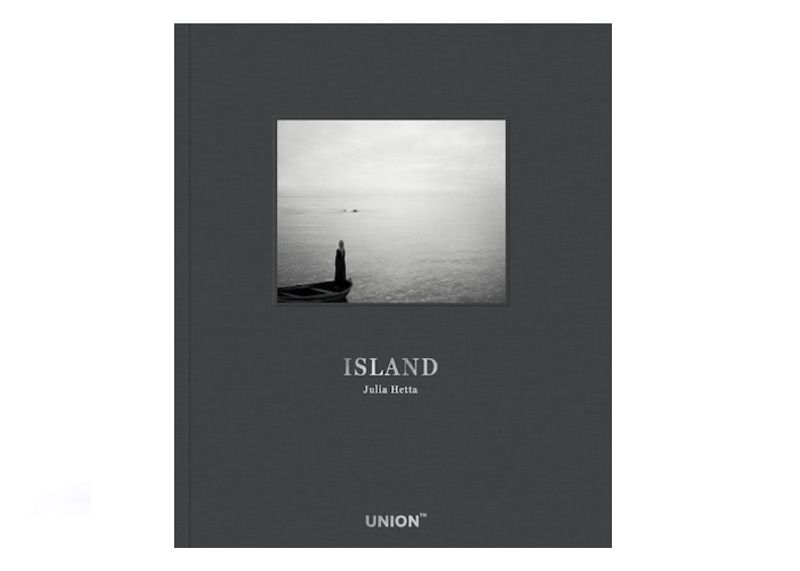 ジュリア・ヘッタ写真集「ISLAND」。刊行記念の写真展が5日間限定開催