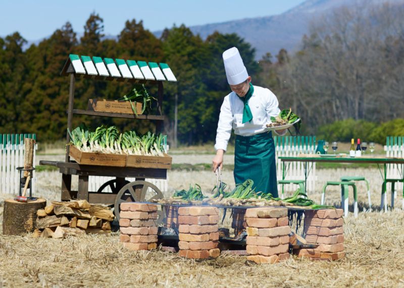 星野リゾートが「ネギフェス」開催！　那須で味わう焼きたてネギとワイン