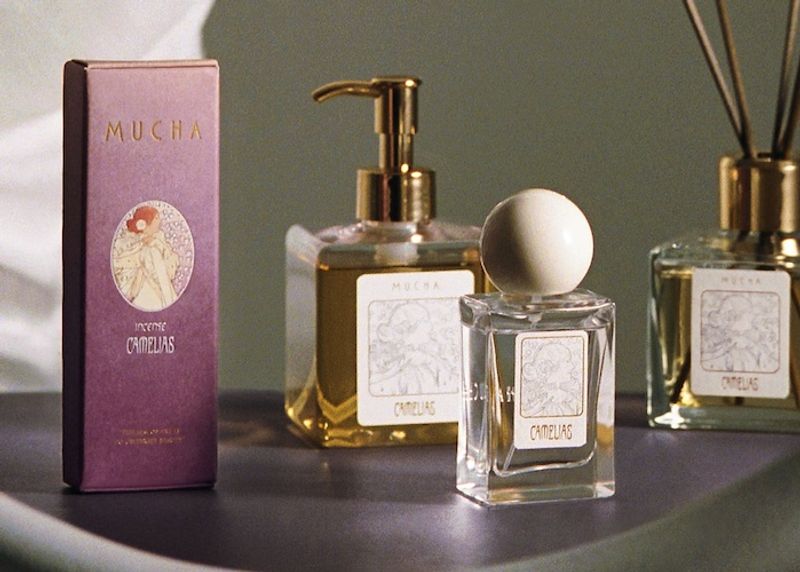「MUCHA（ミュシャ）」初のホリデーコレクションが登場