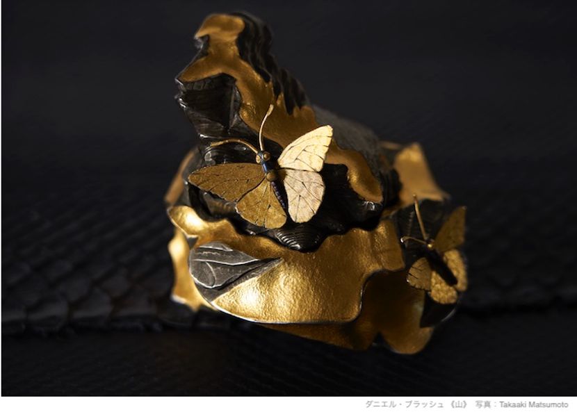 「ダニエル・ブラッシュ展 ― モネをめぐる金工芸 」モネの“光”に着想を得た連作も紹介