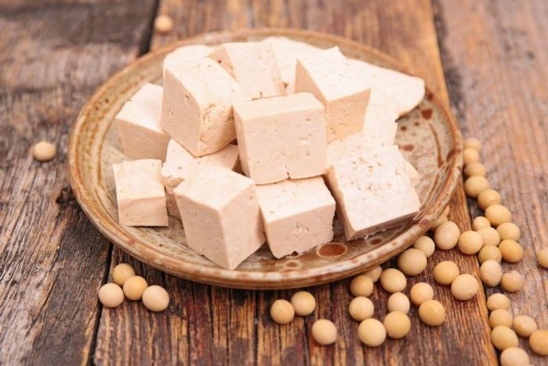 「骨」を強くするのに最適な五つの食品