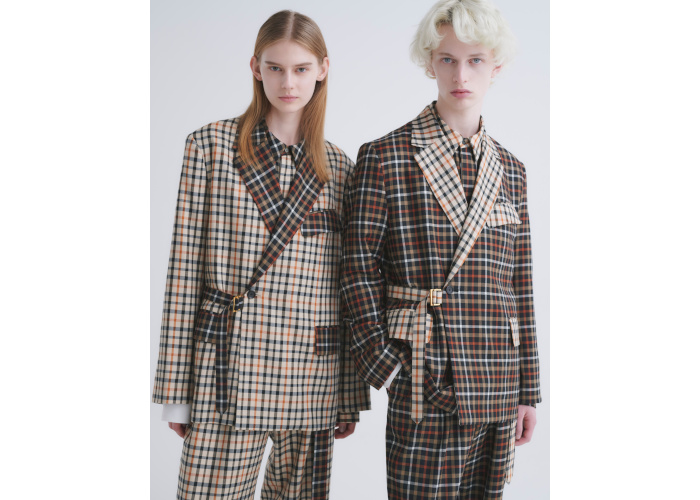 DAKS×CULLNI」特別コラボアイテム。ハウスチェックが際立つシャツや