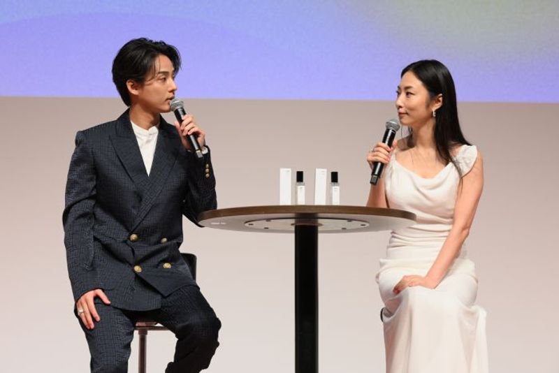 藤ヶ谷太輔さんとMEGUMIさんがフレグランスについて語る。香りで魅了する二人のストーリーとは？