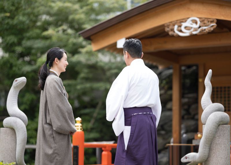 巳年にゆかりある神社で祈祷。運を呼ぶ「東京開運滞在」