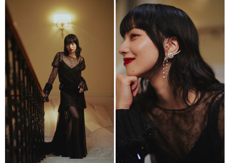 カンヌ国際映画祭、小松菜奈が全身に「シャネル」をまとって登場。メイクアップ動画も公開