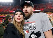 テイラー・スウィフトの婚約指輪はどこのブランド？ トラヴィス・ケルシーが贈った巨大なダイヤモンドのリングを徹底検証
