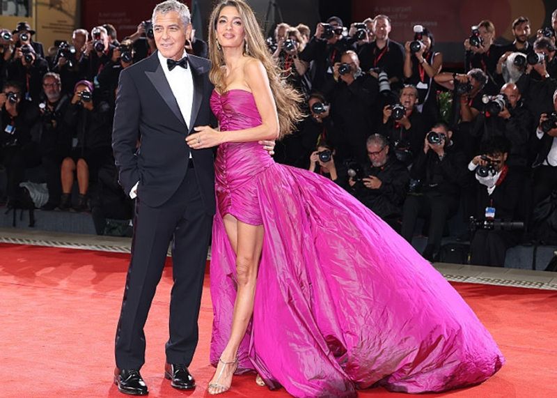 【ベネチア国際映画祭2025】ジョージ＆アマル・クルーニー夫妻はじめ、豪華セレブの洗練ルック13選