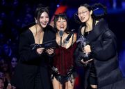 アニメ映画がK-pop史上初のグラミー賞ノミネートの快挙！Netflix『KPOPガールズ！デーモン・ハンターズ』の爆発的人気の裏側に迫る