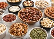 手軽なスーパーフード、ナッツは1日にどれくらい食べてよいのか