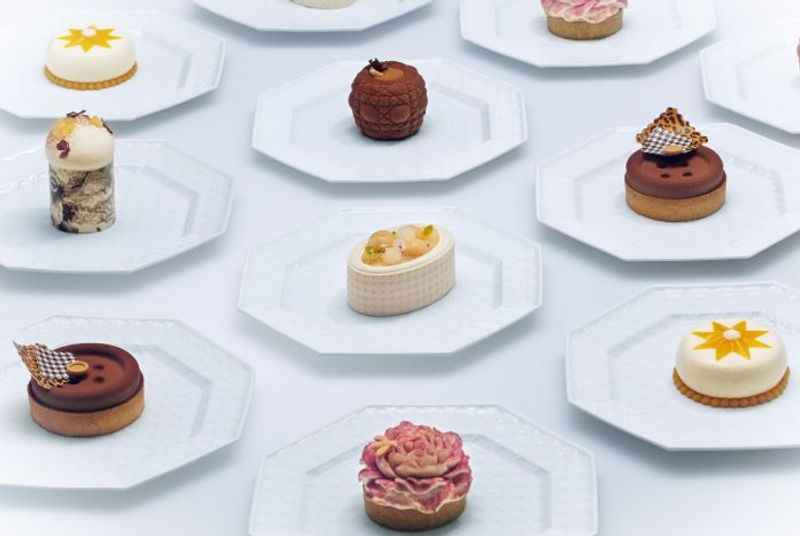 銀座「カフェ ディオール by アンヌ＝ソフィー・ピック ギンザ」で体験する、“香りと奥行き”の美食世界