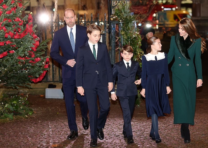 英・キャサリン皇太子妃主催のクリスマスコンサートで、10歳の