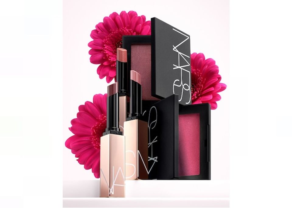 情熱のシェードが咲き誇る「NARS」バレンタインコレクション