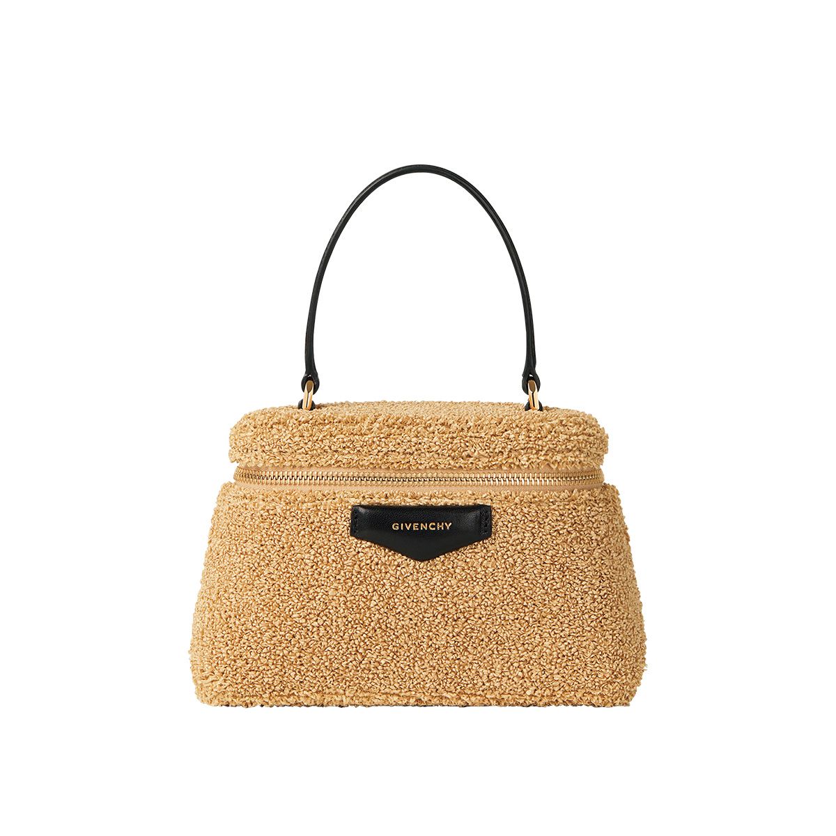 バッグ“アンティゴナ ヴァニティ”［W18.5×H12×D8㎝］¥233,200（ジバンシィ by サラ・バートン／ジバンシィ ジャパン）　