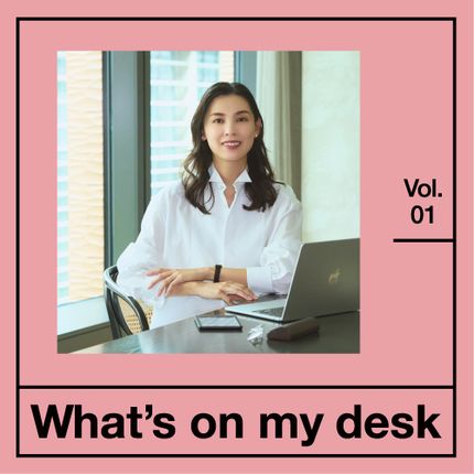 What's on my Desk #01　申真衣さん