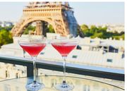 エッフェル塔を望むテラスから天空のバーまで　【2026年夏】パリの最旬「ルーフトップ」15選