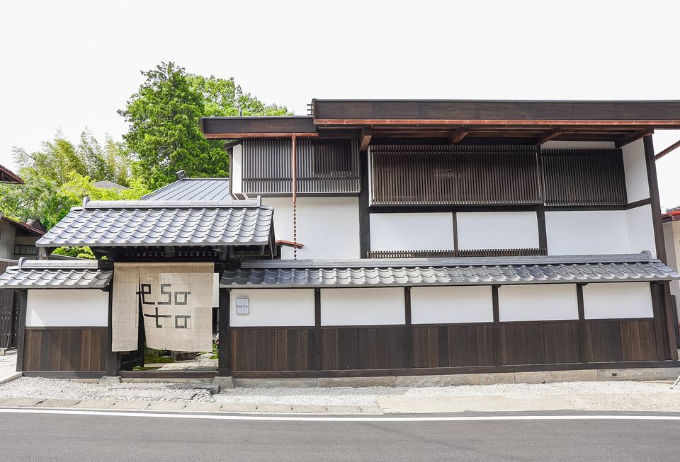 一棟貸しの文化邸宅「宿場esoto」で、土地の記憶に触れる旅を