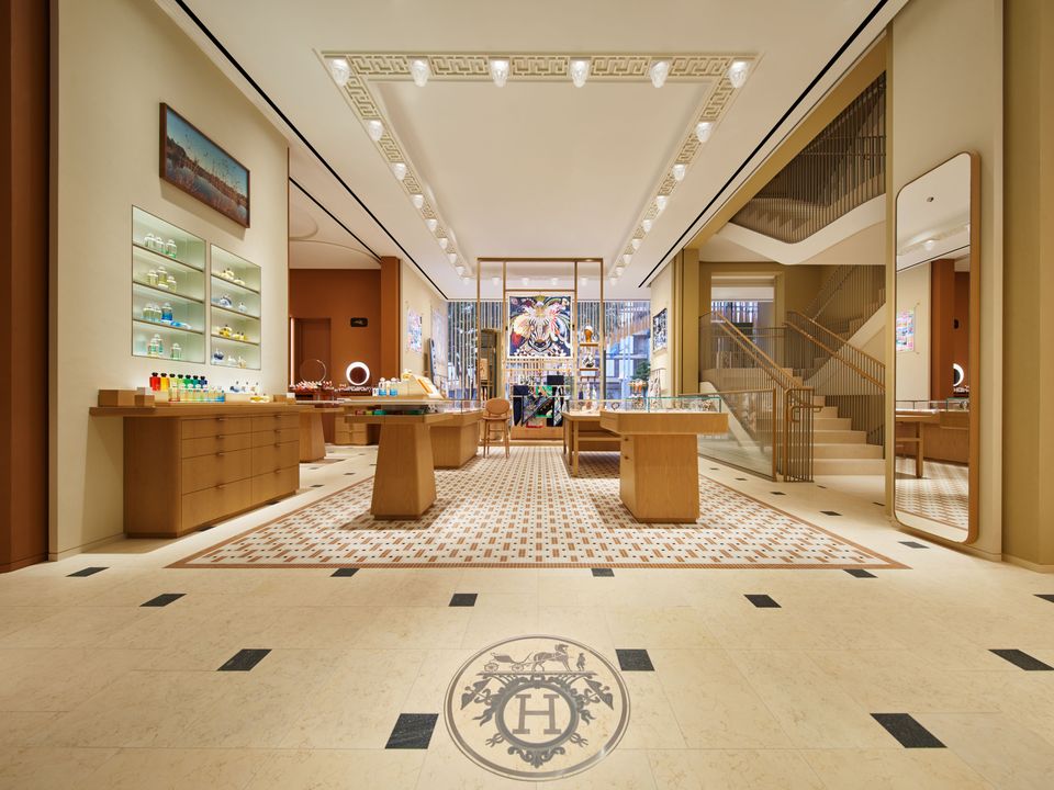 【エルメス】名古屋栄に新店舗。日本文化とメゾンのクリエーションが響き合う特別な空間