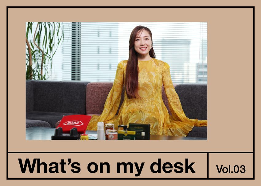 What's on my Desk #03　平原綾香さん