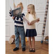 【Dior】「ディオール スクール」新作コレクション。メゾンの美学を、子どもたちの日常に