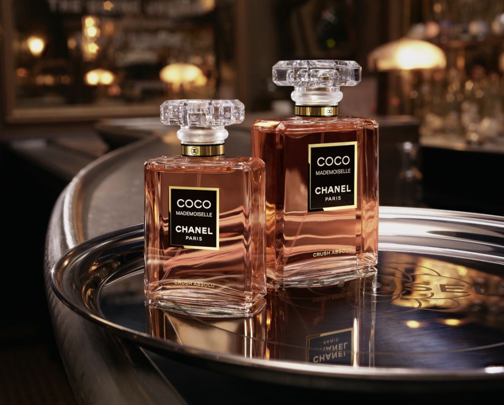 ココ マドモアゼル クラッシュ アプソリュ〈左から〉¥21,450（50ml）、¥30,360（100ml）