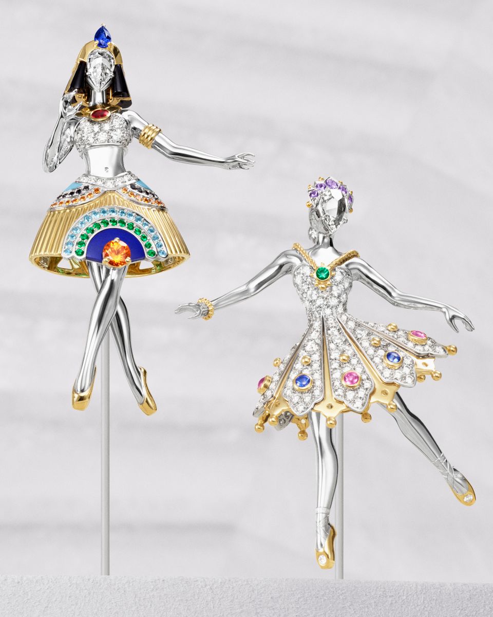 〈左〉クレオパトラ バレリーナ クリップ、〈右〉ローズ ドゥ ベンガル バレリーナ クリップ