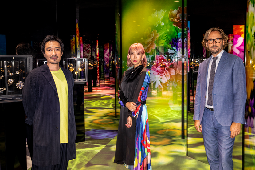 【パリ駐在員レポート】「ヴァン クリーフ＆アーペル」と蜷川実花さんが美しく響き合うパリの「フローラ」展
