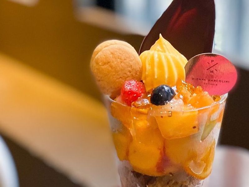ピエール マルコリーニで味わうフルーツたっぷりの夏パフェ【日本唯一のチョコジャーナリストがオススメ!】