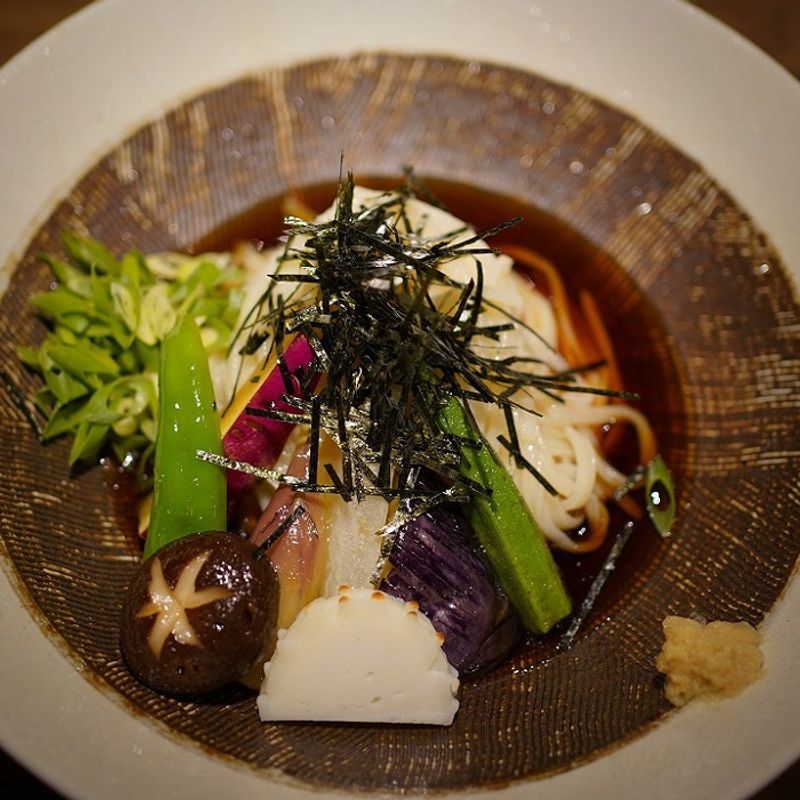 京都の夏グルメ・地元で人気の冷麺、ざるそば、冷やしうどん【町家宿おかみの､たびする京都くらす京都｡】