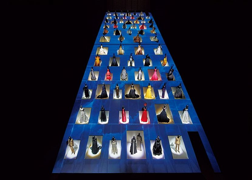 「クリスチャン･ディオール、夢のクチュリエ」展へ　～世界巡回展がついに東京で開幕～