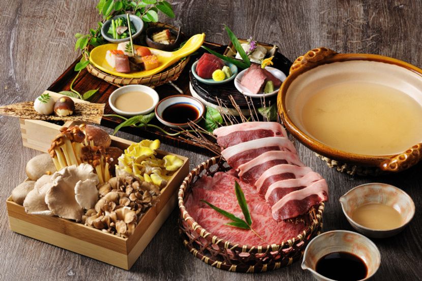 里山風情ただよう温泉旅館「界 川治」で牛肉と猪肉に舌鼓。石臼での豆挽きや手漉き和紙体験も